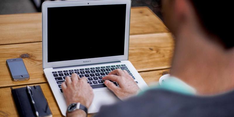 量子加密：金融业数字化转型的终极安全盾牌与HLKEN解决方案前瞻